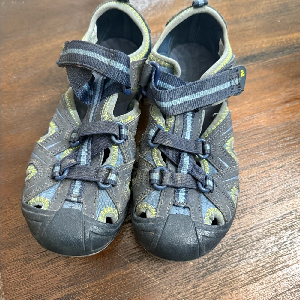 Merrell Kids' Navy and Lime Sandals